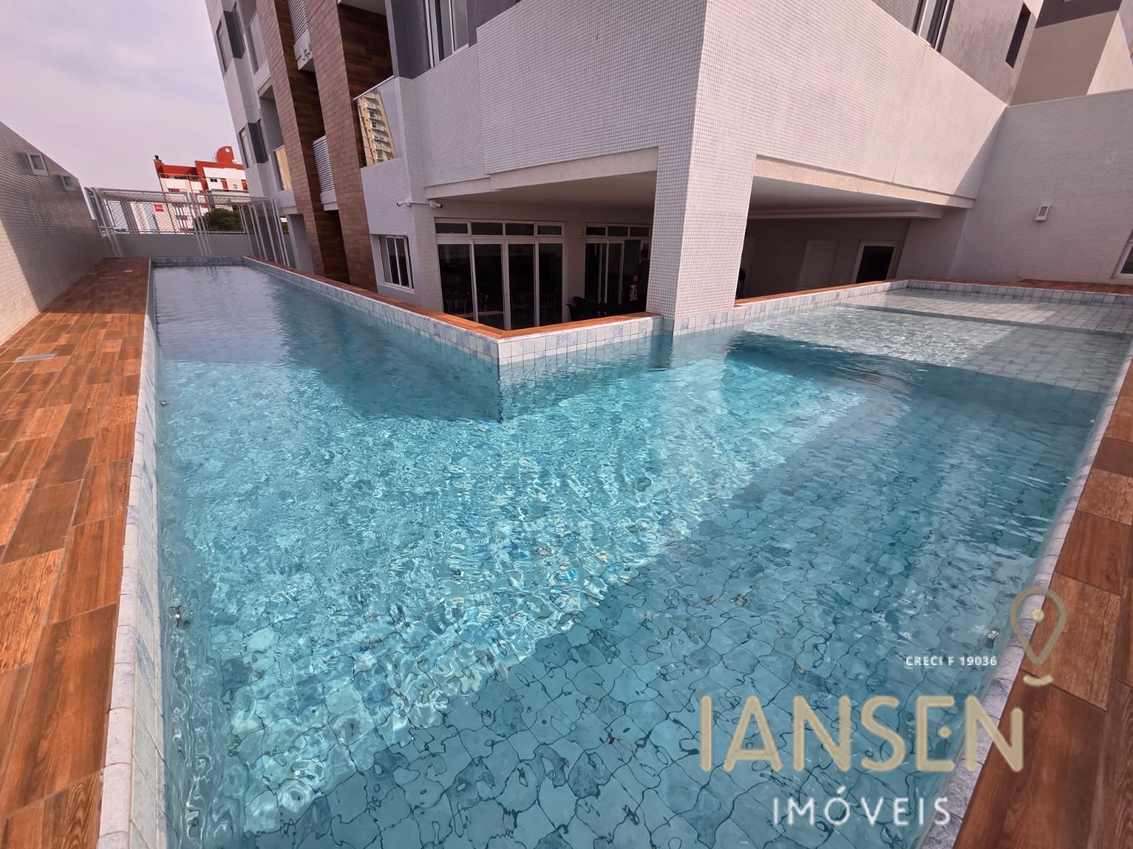 WhatsApp Image 2025-10-15 at 17.48.58 (1)