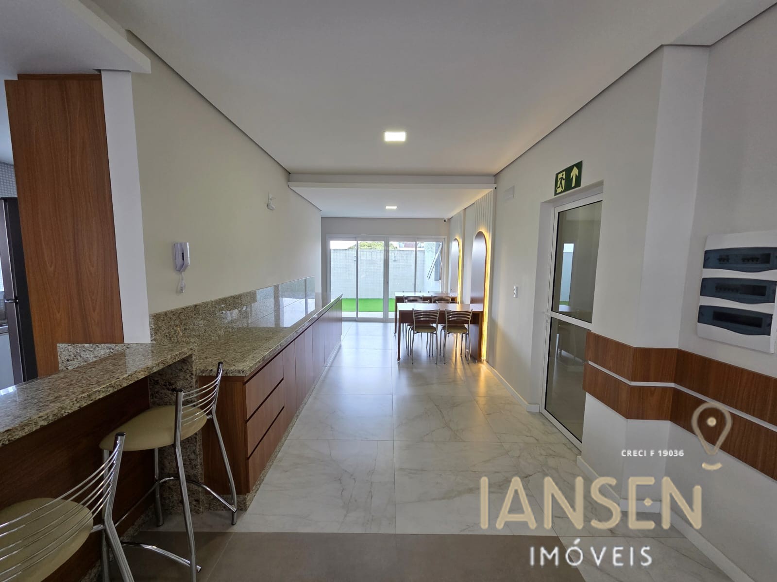 WhatsApp Image 2025-10-15 at 17.48.58 (2)