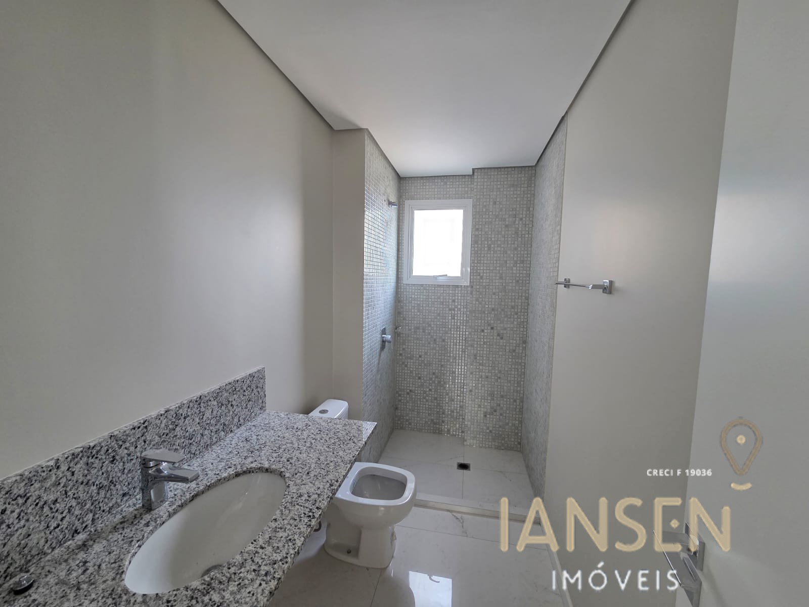 WhatsApp Image 2025-10-15 at 17.48.59 (4)