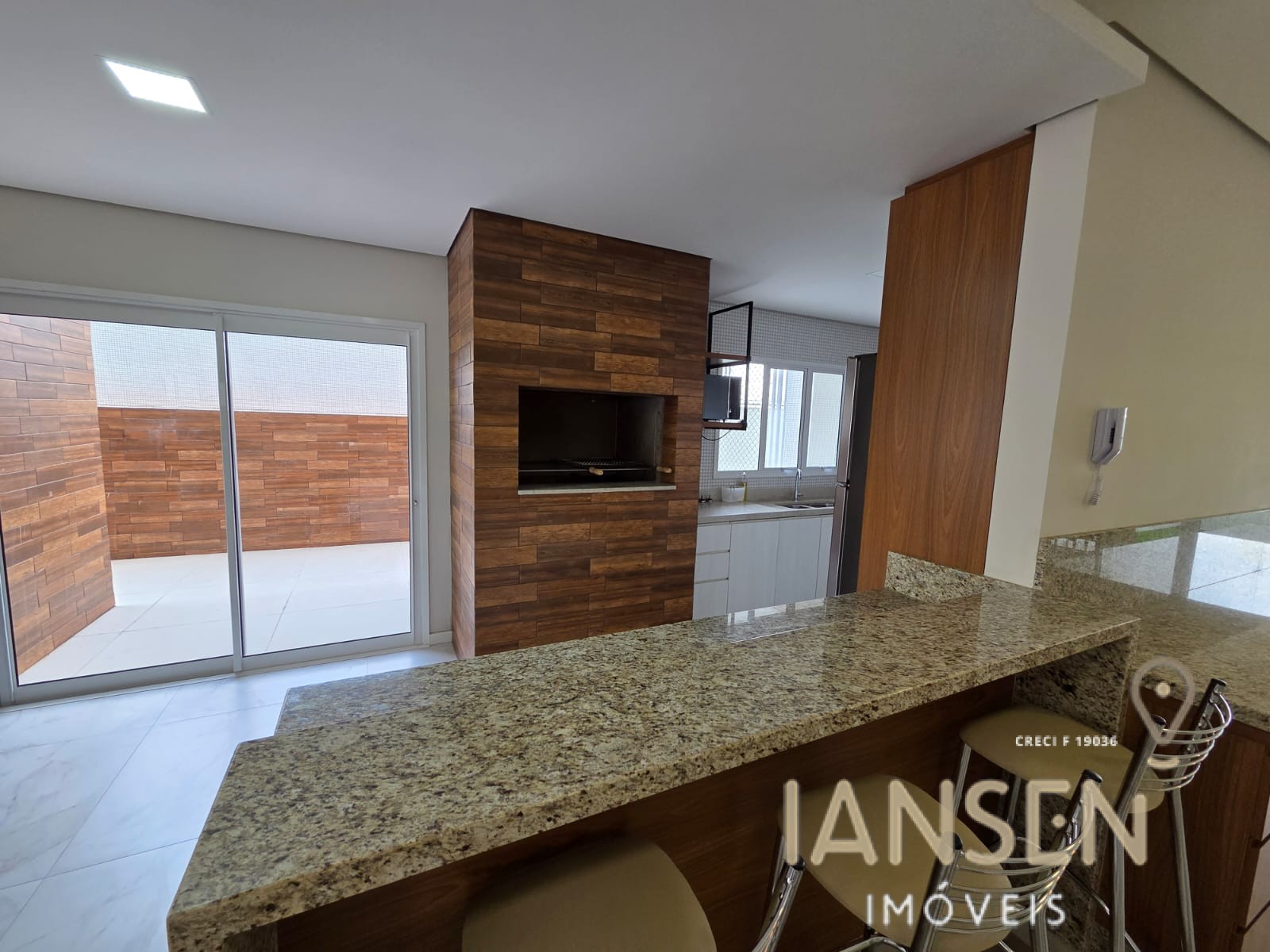 WhatsApp Image 2025-10-15 at 17.48.59